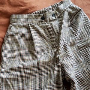 Cotton on plaid pleated pants